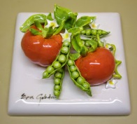 025_5_13_5-tile-vegetable-tomatoes-with-peas-in-the-pod-6-x-6